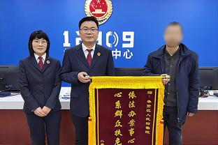 ?这位子就等你呢！大帅已获准离队 勇士目前还有一个正式名额